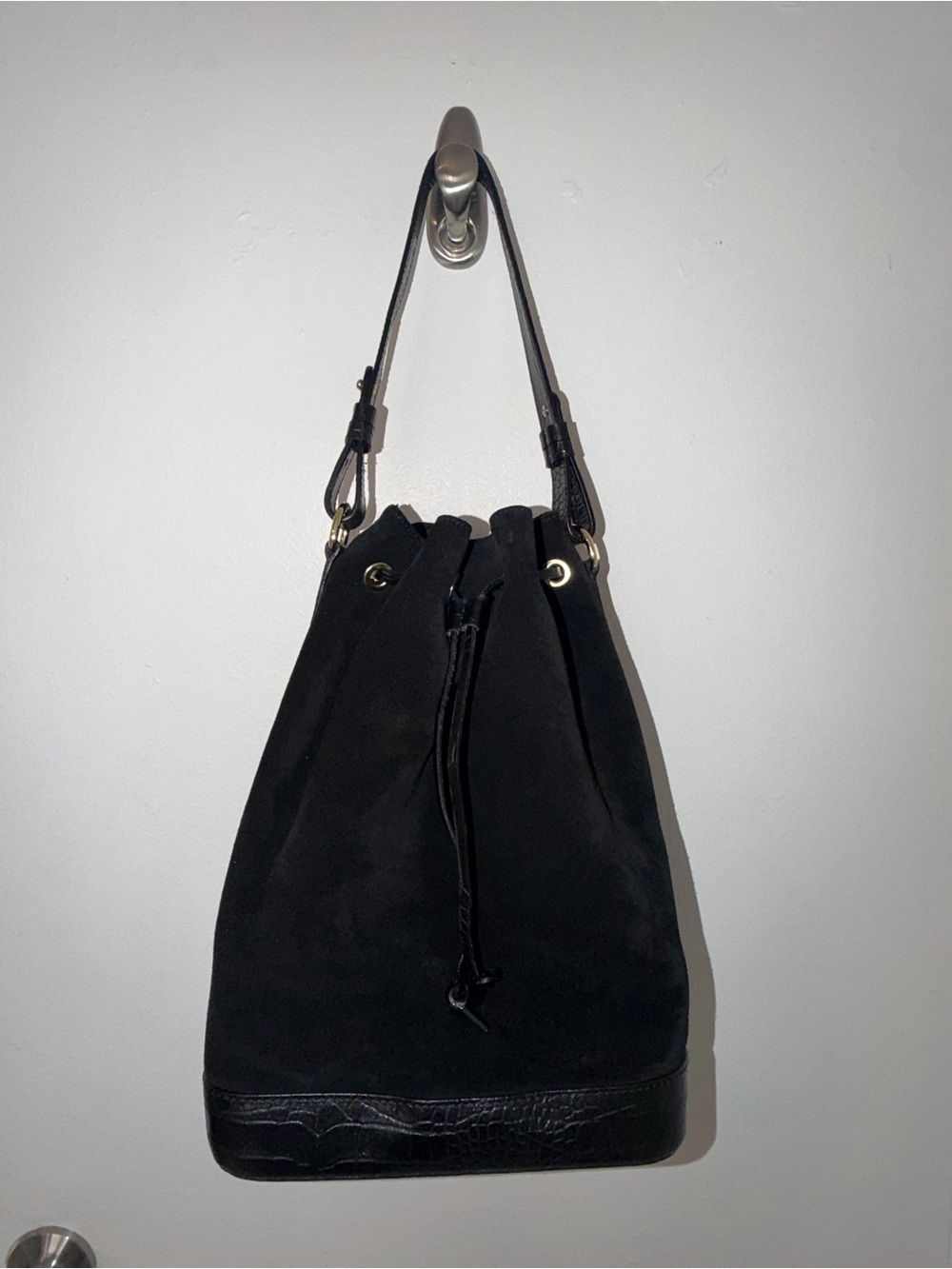Isadora Brown Suede & Leather
Bucket Shoulder Bag
